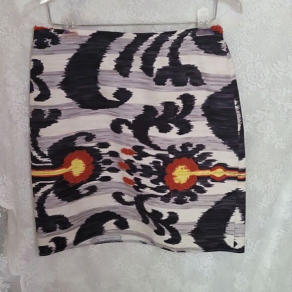 Sevier Skirts Custom Western Print Abstract Design Skirt Size Medium - Picture 6 of 6